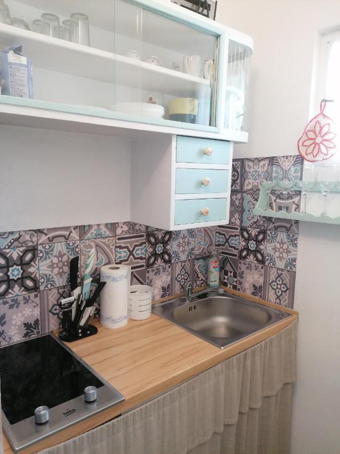 Menta Apartman Мезёкёвешд Экстерьер фото